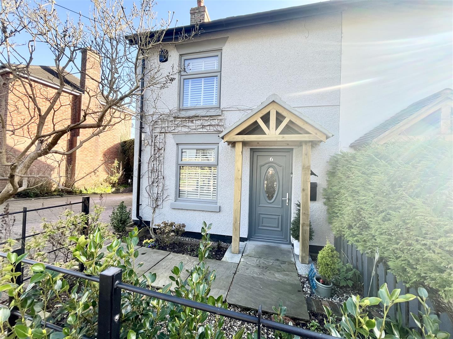 2 bedroom house property for sale